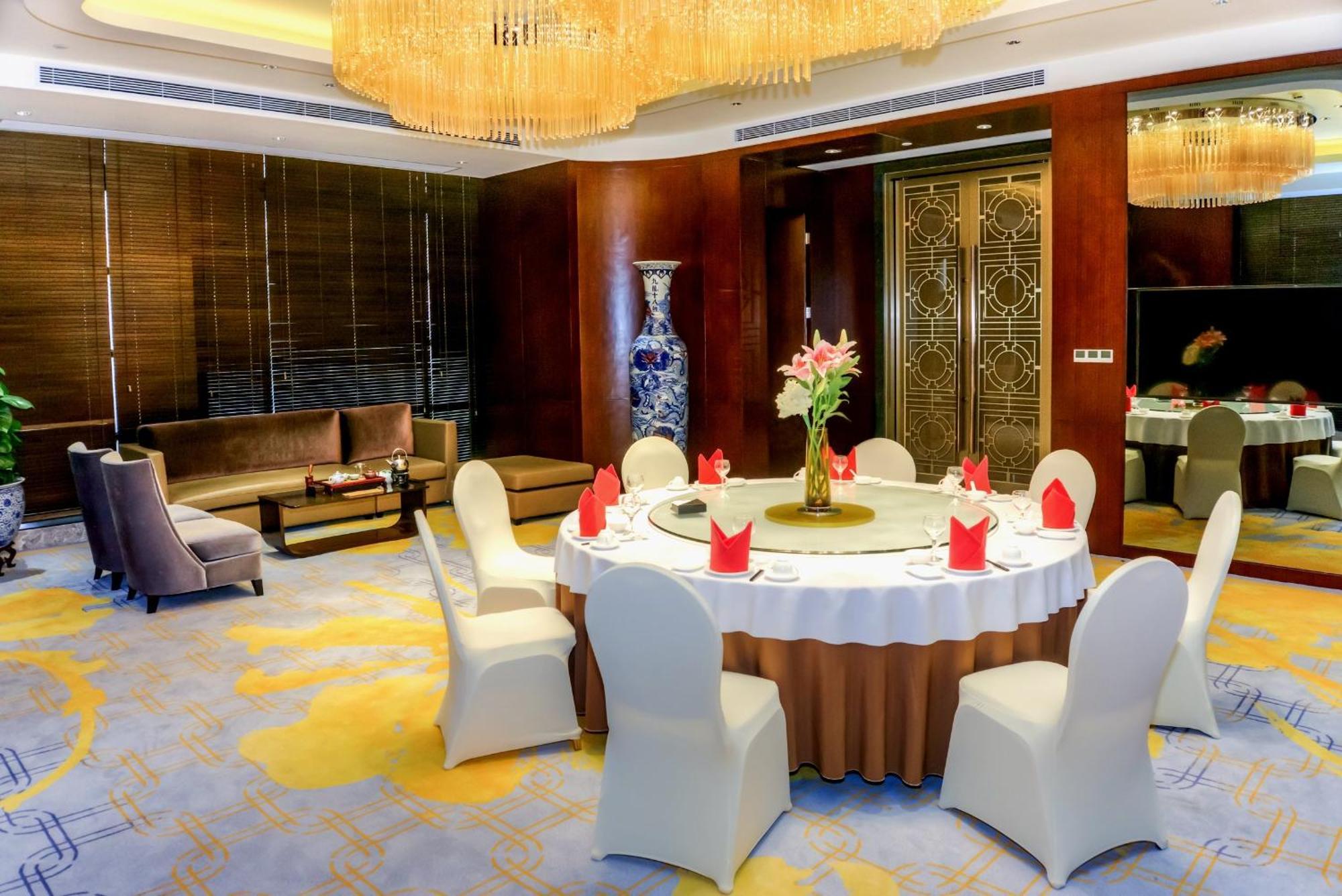 Xcellent Shifu Hotel Canton Esterno foto